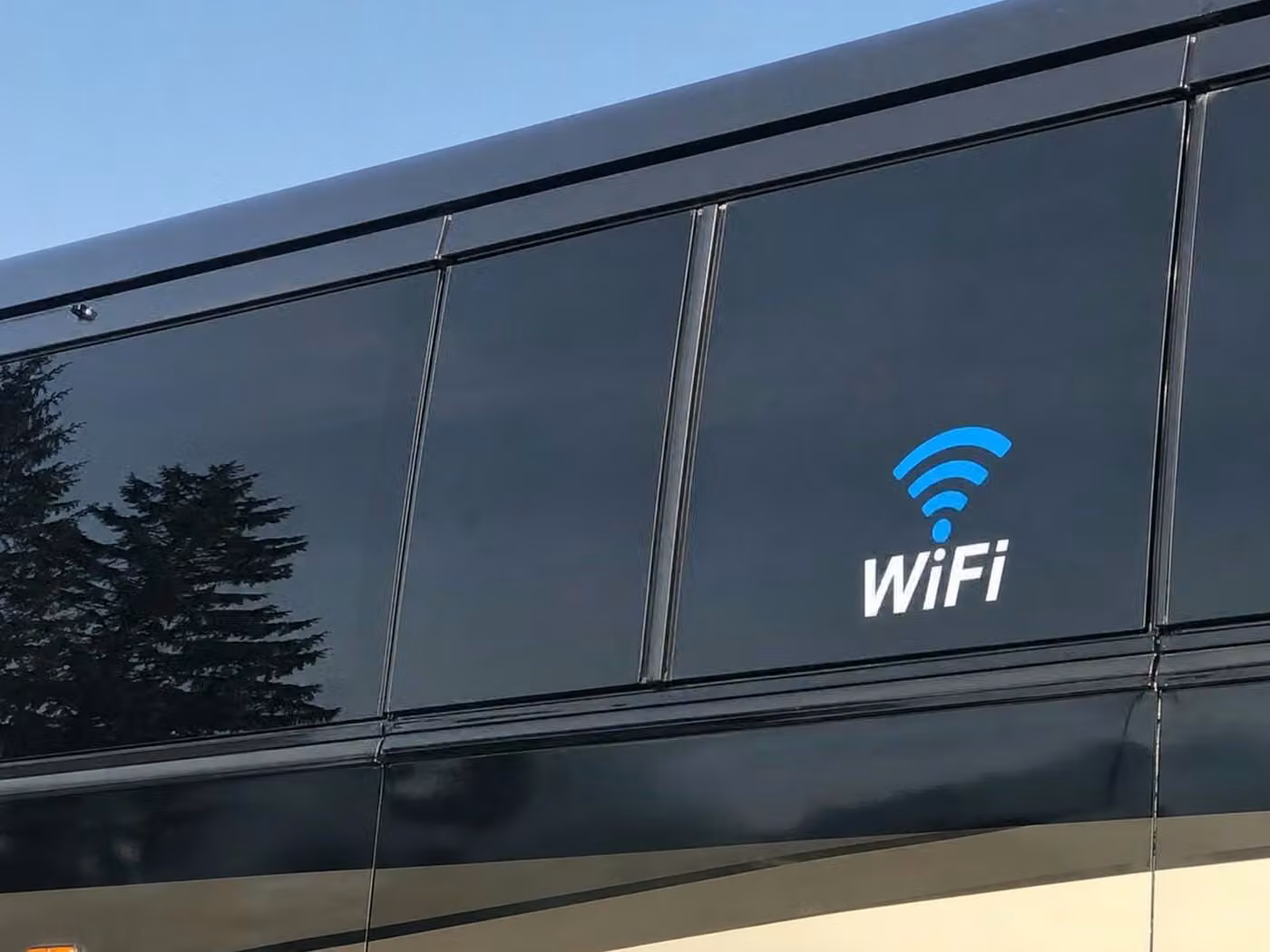 san pablo 20 passenger minibus wifi