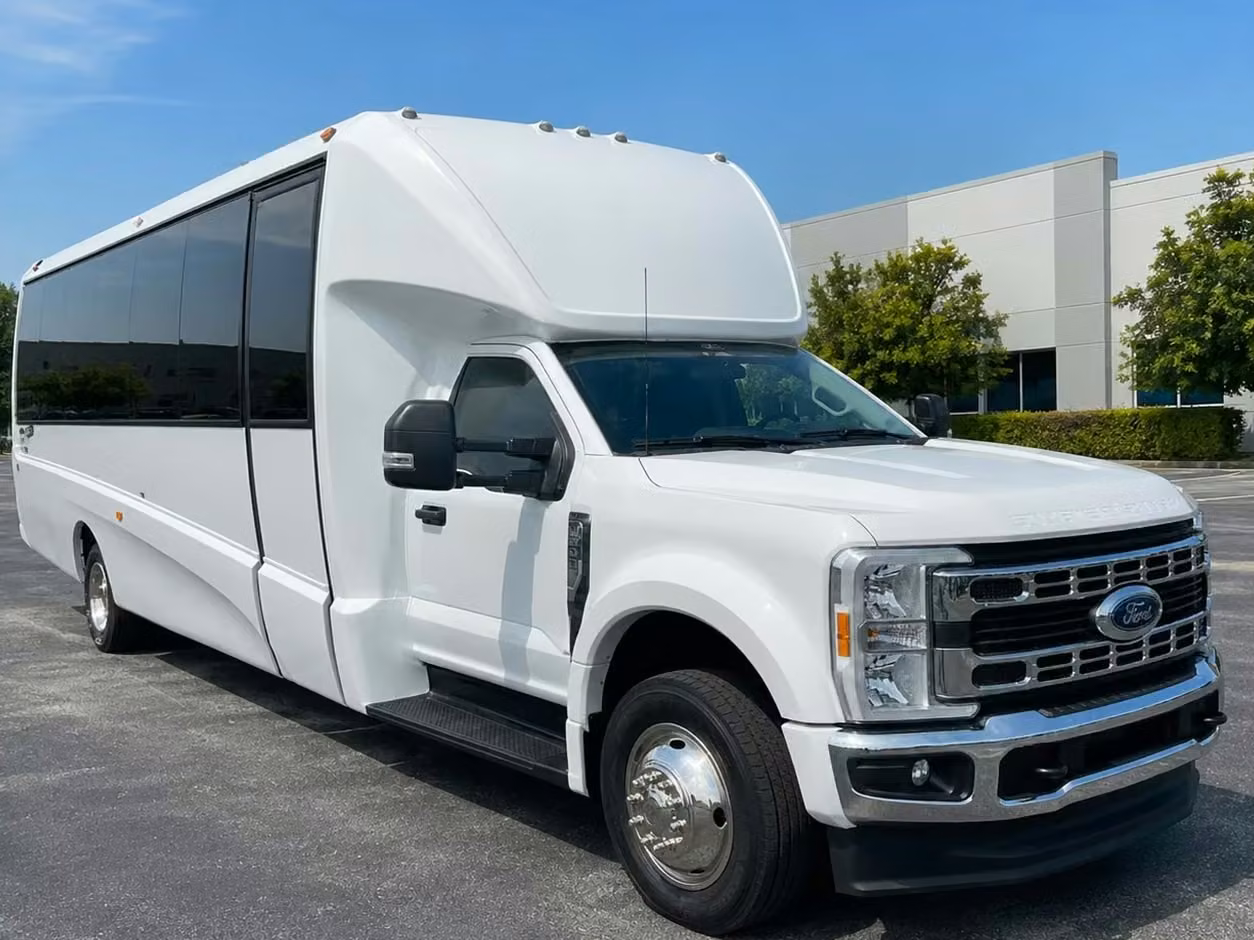 san pablo 25 passenger minibus rental