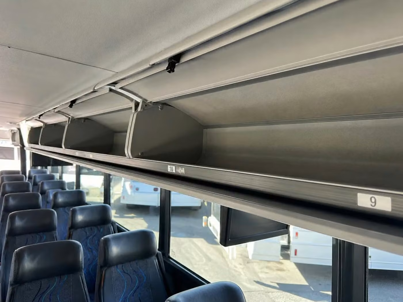 san pablo 28 passenger minibus overhead storage