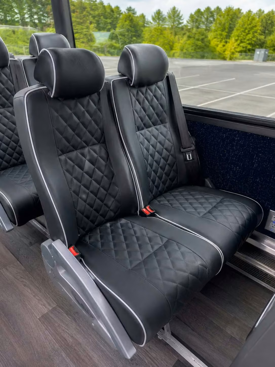 san pablo 56 passenger charter bus reclining seats